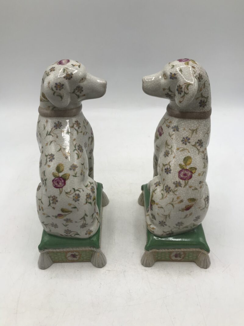 Chiens en porcelaine Wong Lee – Image 3