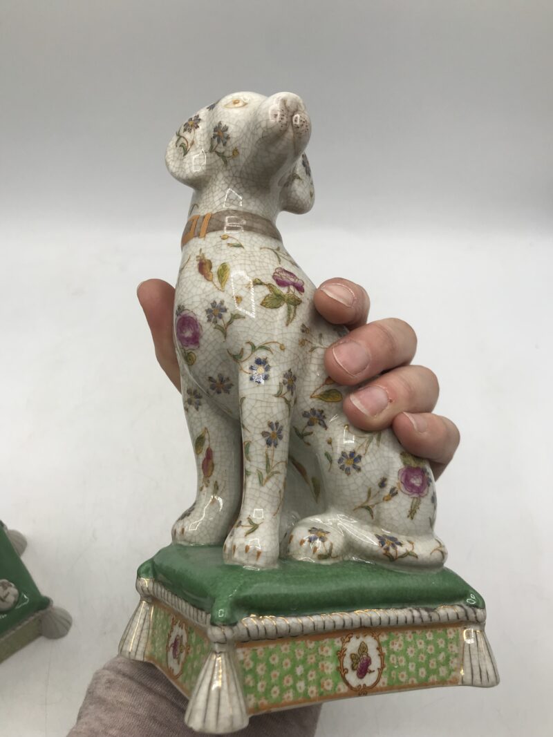 Chiens en porcelaine Wong Lee – Image 9