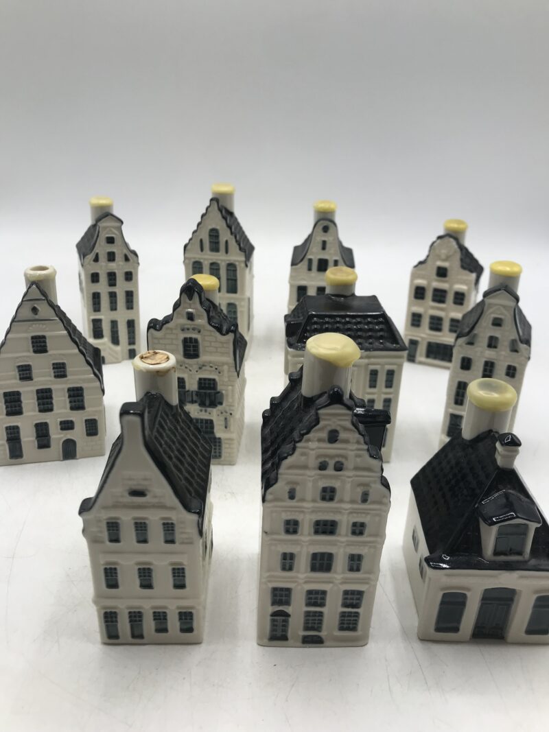 11 maisons miniatures KLM houses – Image 3