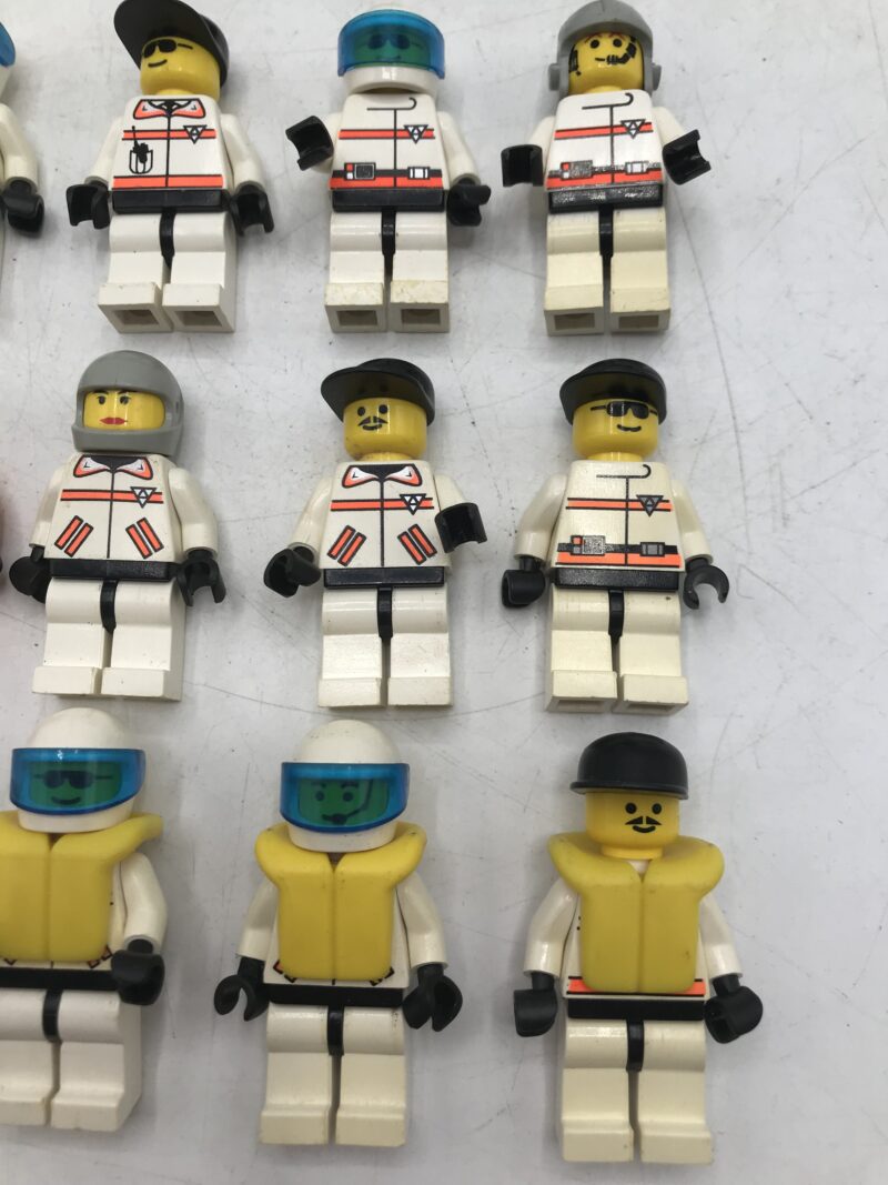 Lot de 17 personnages Lego vintage – Image 7