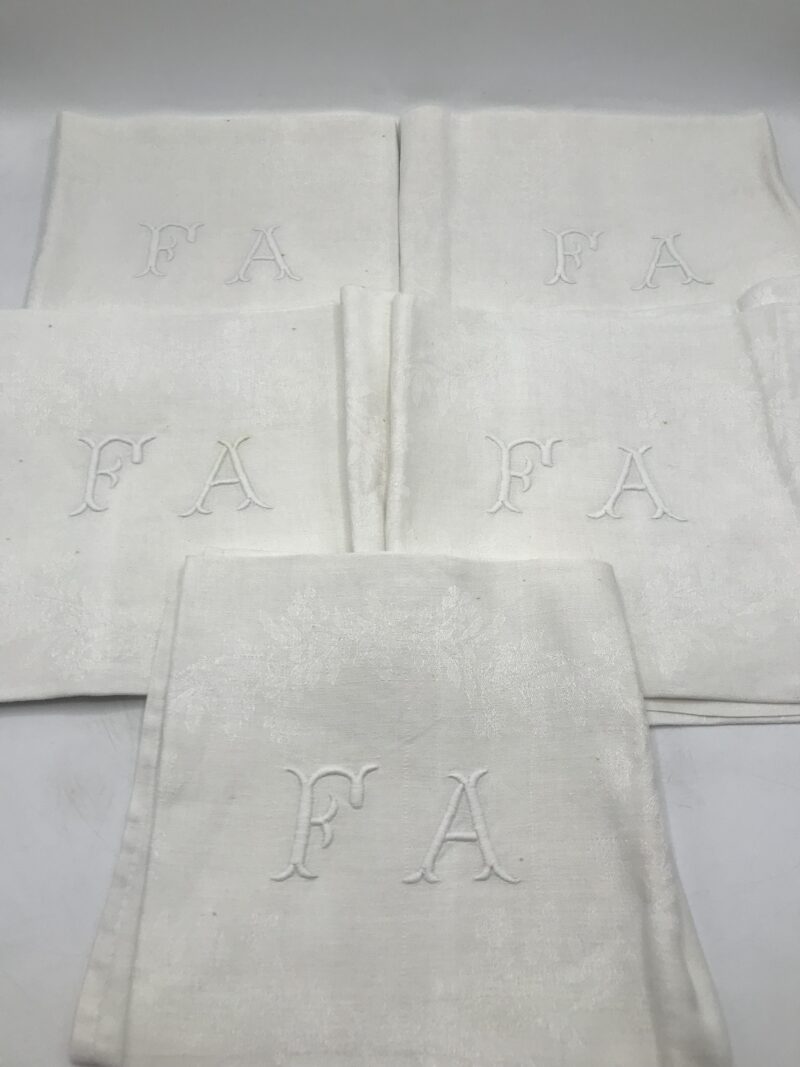 serviettes monogramme anciennes