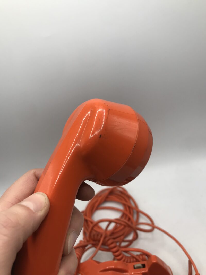 Téléphone orange vintage – Image 5