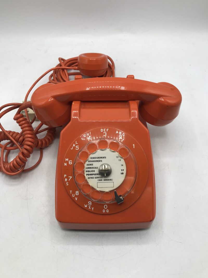 Téléphone orange vintage – Image 7