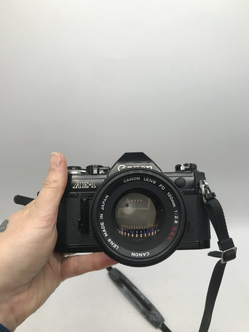 Appareil Canon AE-1 vintage – Image 12