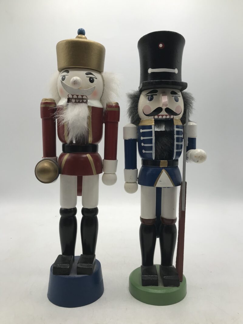 Lot de 2 casse-noisettes anciens – Image 3