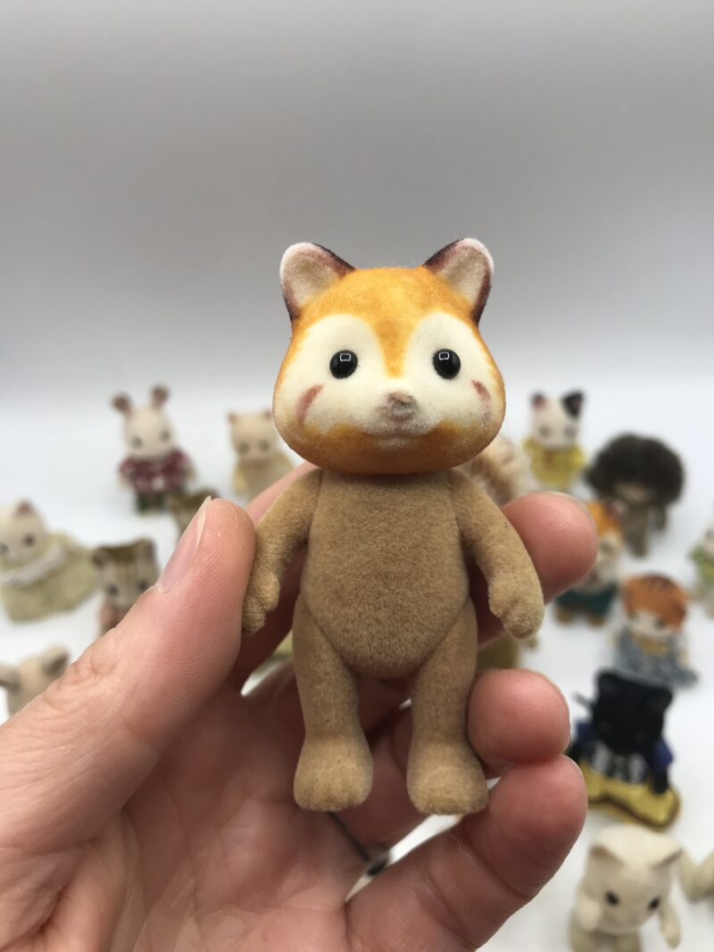 Lot de 47 figurines Sylvanian – Image 12