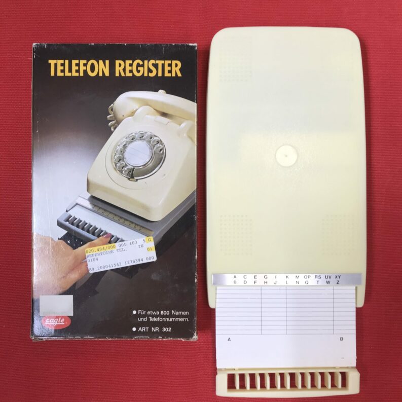 ancien répertoire téléphonique vintage