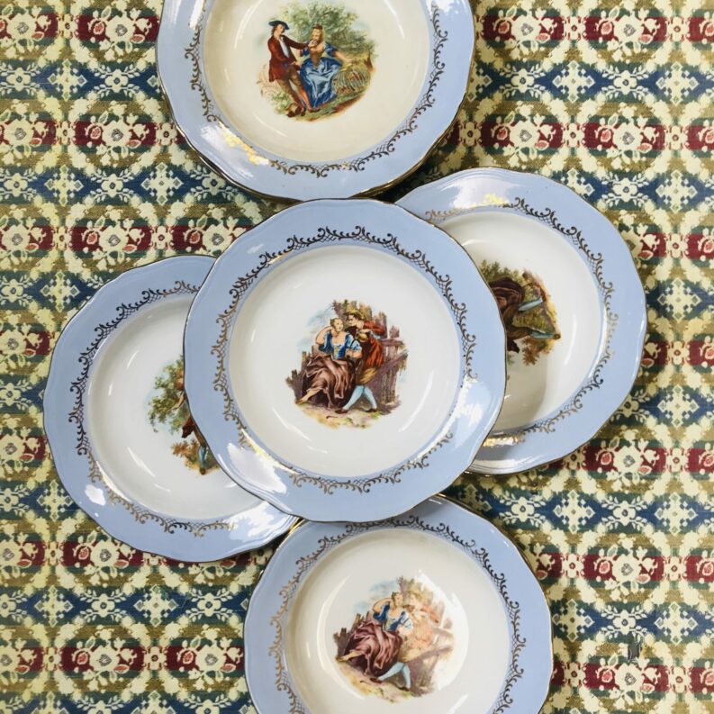 Lot de 11 assiettes creuses L'Amandinoise