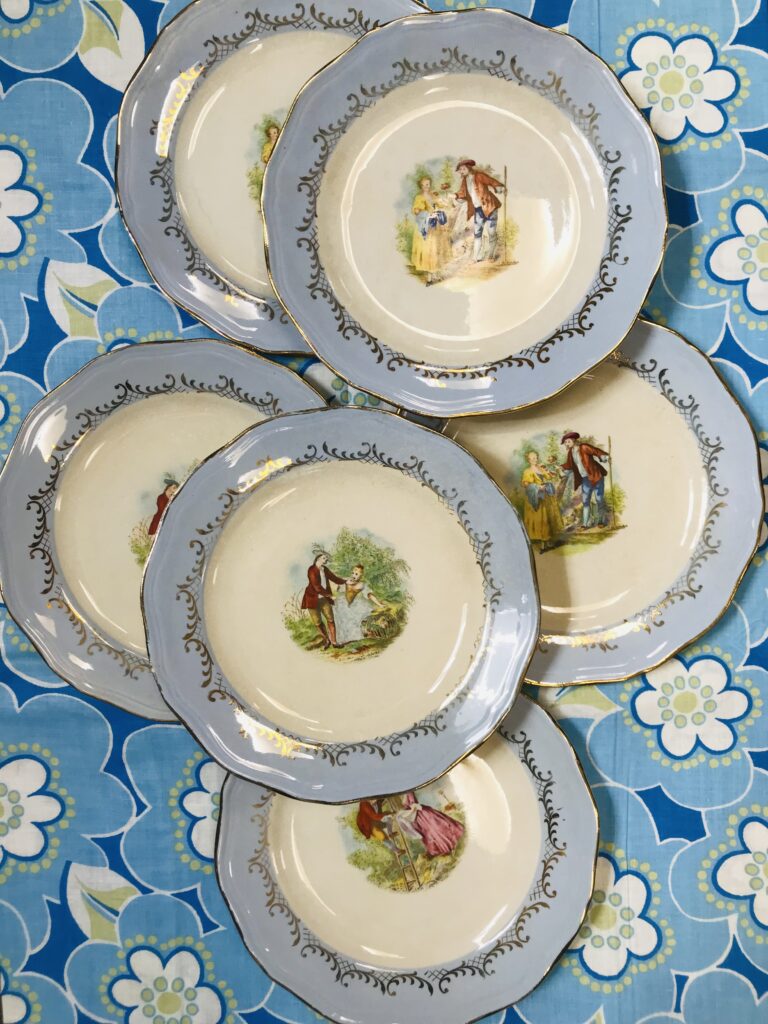 Lot De 6 Assiettes à Dessert Anciennes St Amand - Porcelaine Rose - Très Bon état