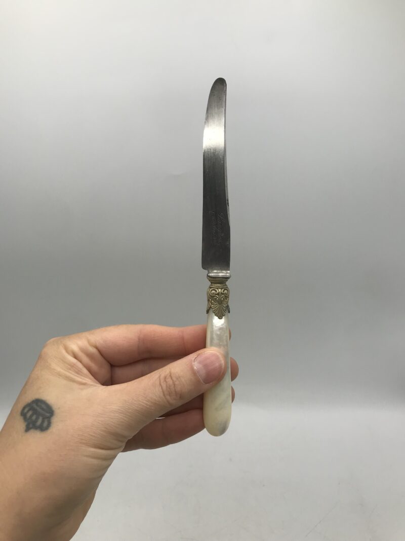 Ménagère de 11 couteaux nacre – Image 3