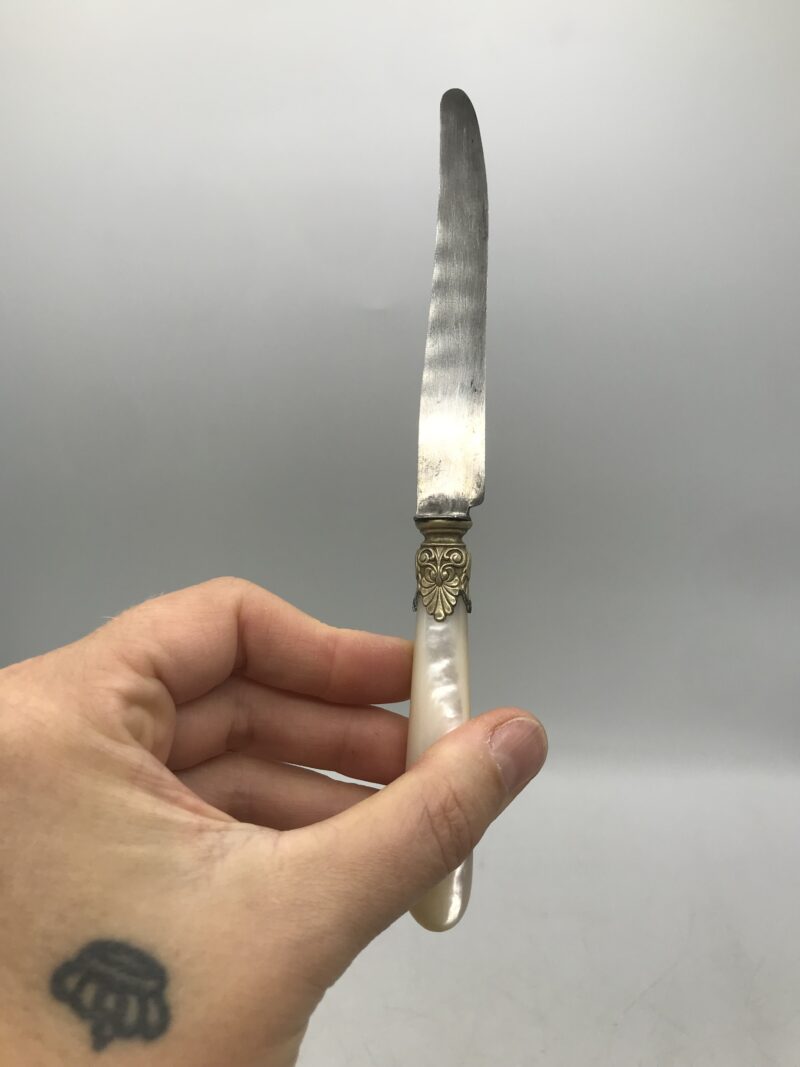 Ménagère de 11 couteaux nacre – Image 8
