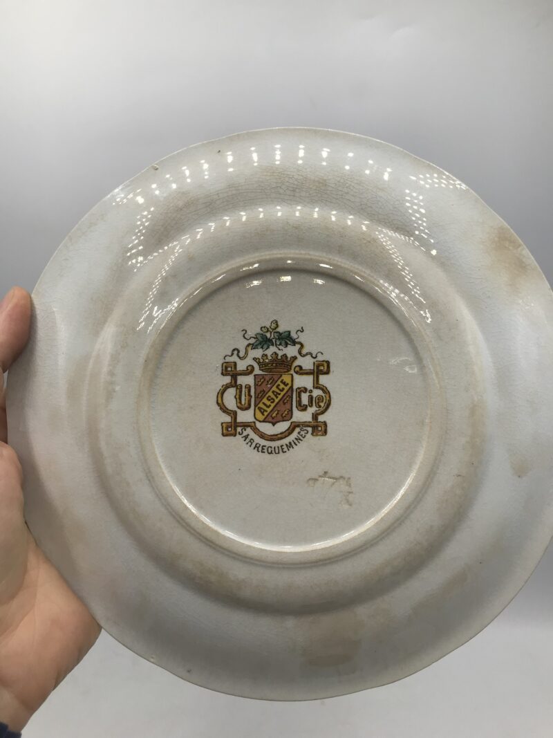Composition de 8 assiettes “Parlantes” – Image 6