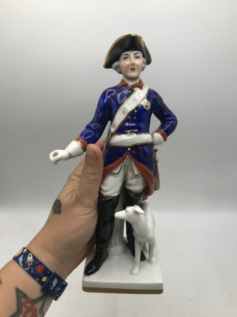 Statue en porcelaine "Frederick" – Image 10