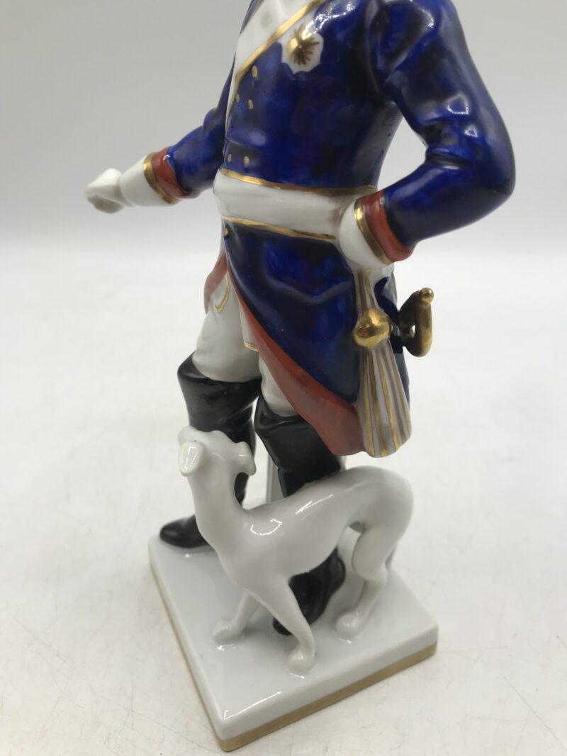 Statue en porcelaine "Frederick" – Image 5