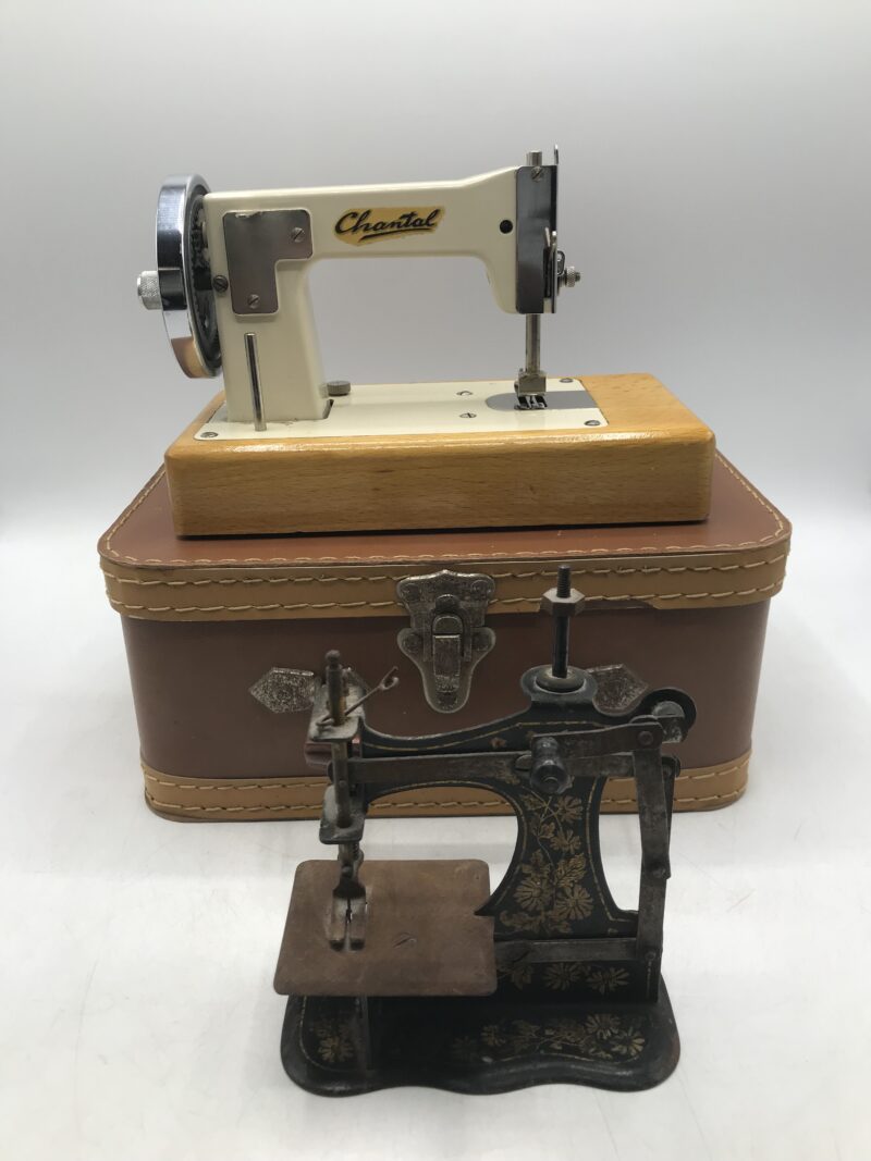 Duo de machine à coudre jouets anciens – Image 10