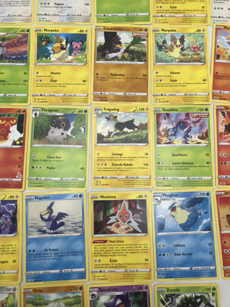 Lot boite et 138 cartes Pokémon – Image 10