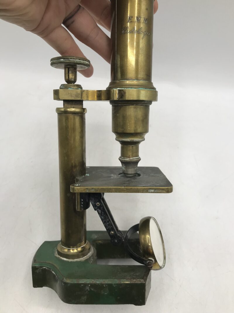 Microscope ancien en laiton – Image 2