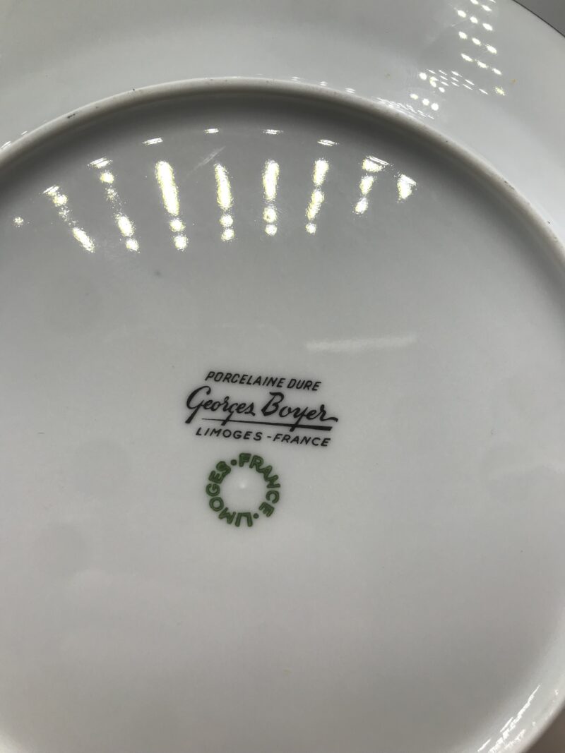 Service de 12 petites assiettes Limoges – Image 9