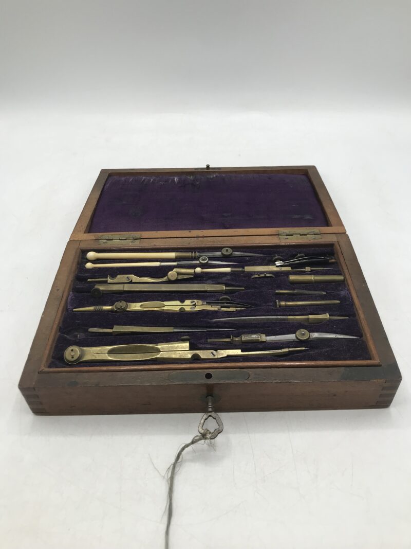 Joli coffret anciens compas laiton – Image 2
