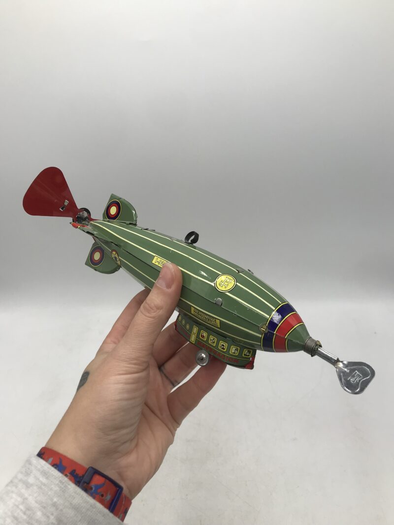 Duo de jouets anciens en tôle – Image 9