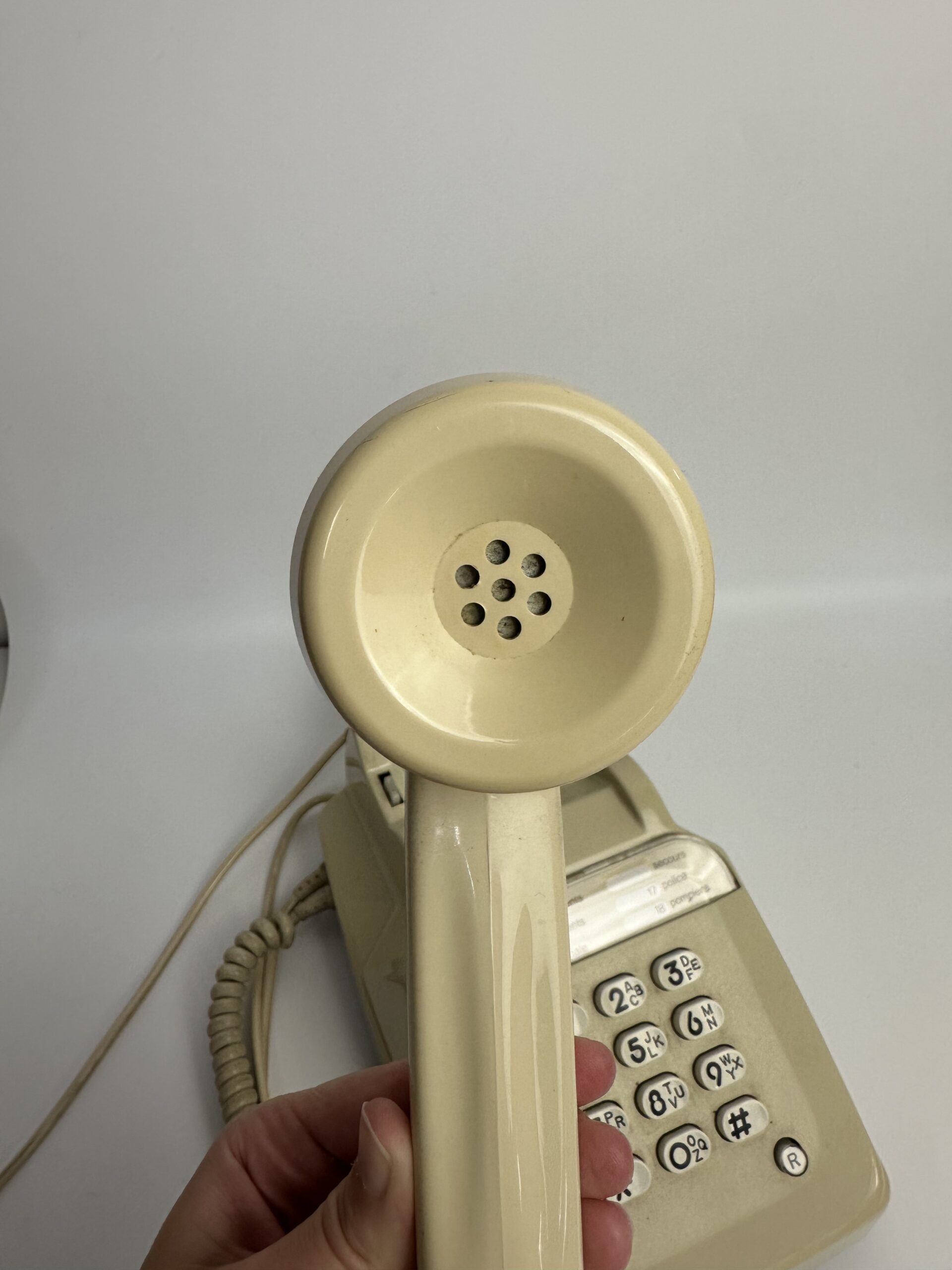 Ancien téléphone vintage Socotel S63 - Brocante Les Intemporels