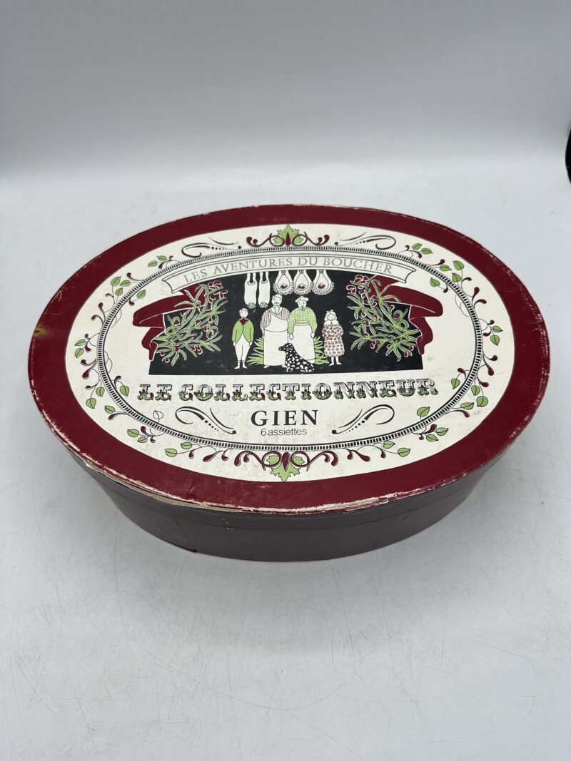 Lot de 6 assiettes Gien Les Aventures du Boucher – Image 2