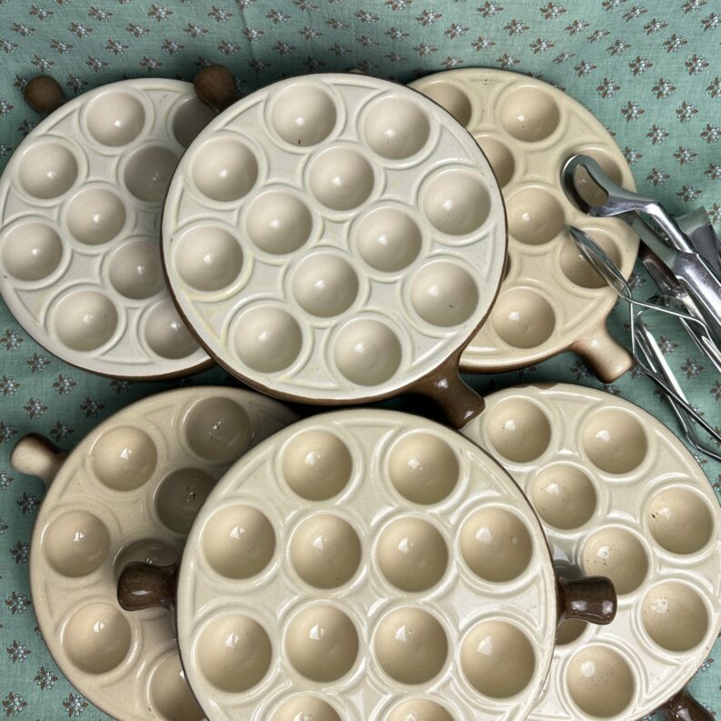 Plat assiette à escargot Emile Henry céramique