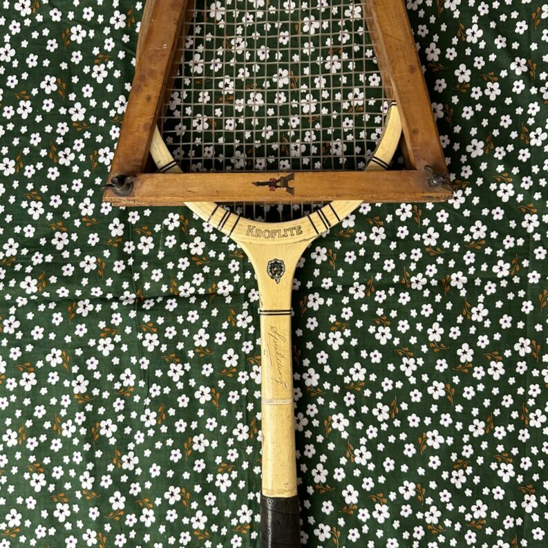 Raquette de tennis vintage