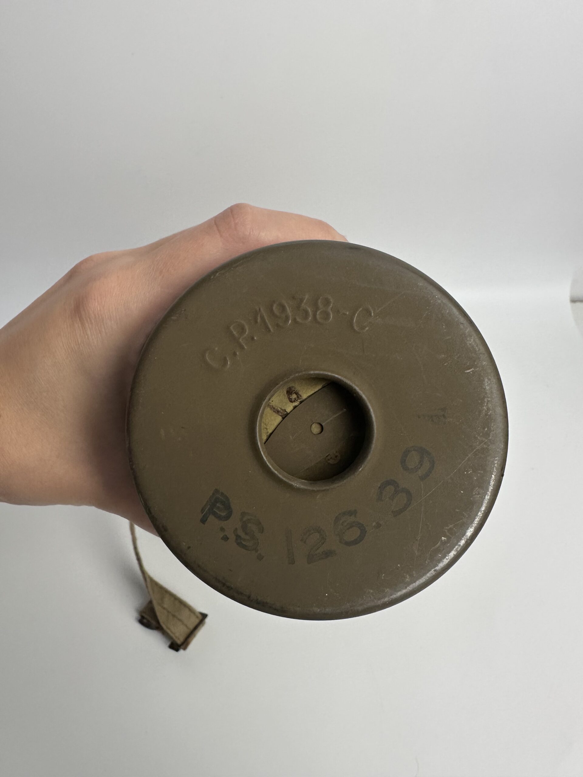 Ancien masque à gaz français – Image 11