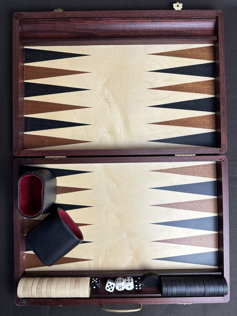 Backgammon En Bois Vintage – Jeu De Stratégie Familial – Cadeau – Gym Cérébrale – Dès 4 Ans