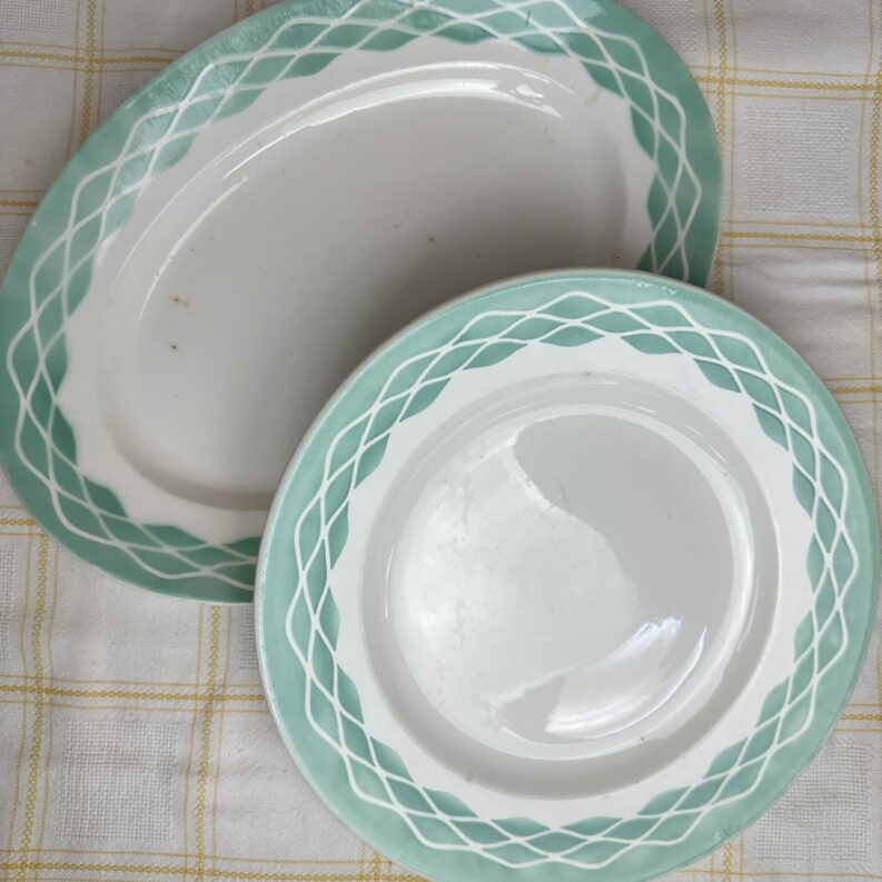 2 plats Digoin Sarreguemies modèle Lola