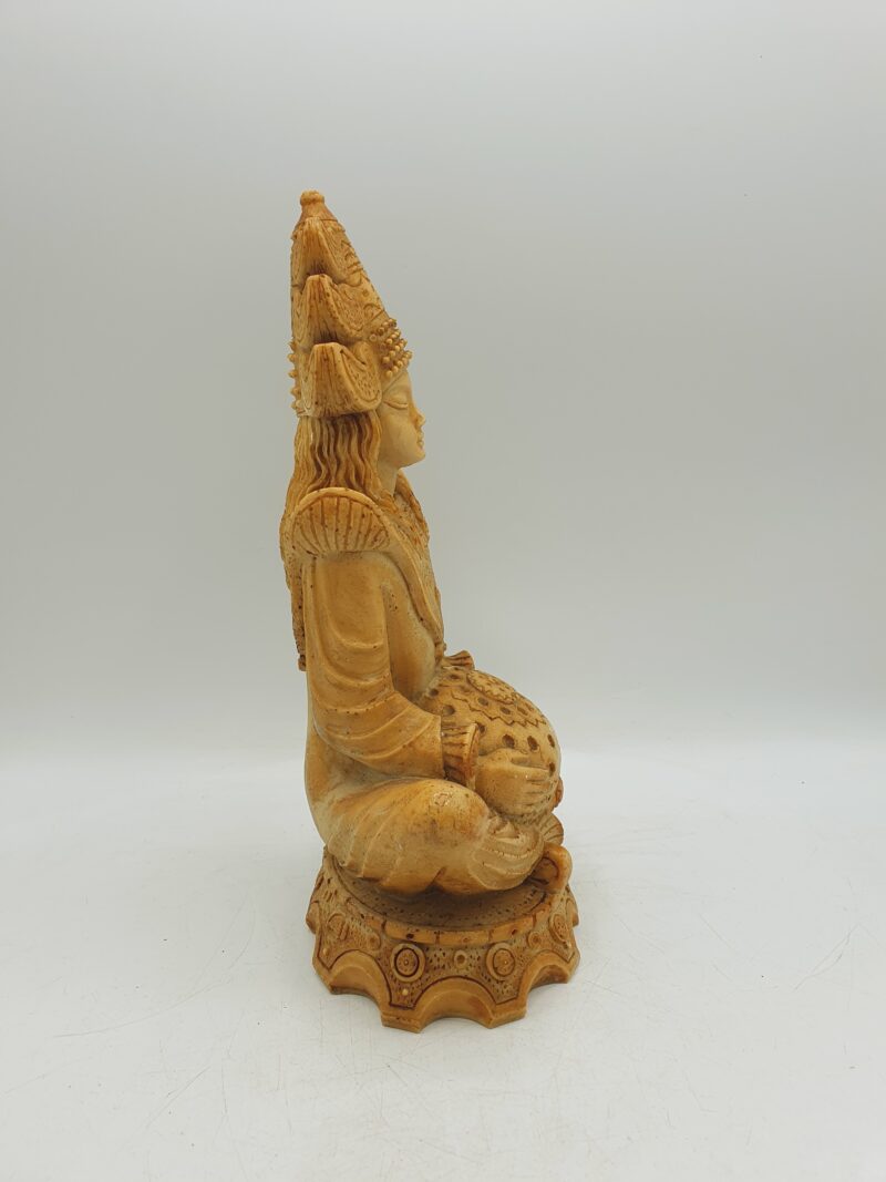 Statue indonésienne en résine – Image 6