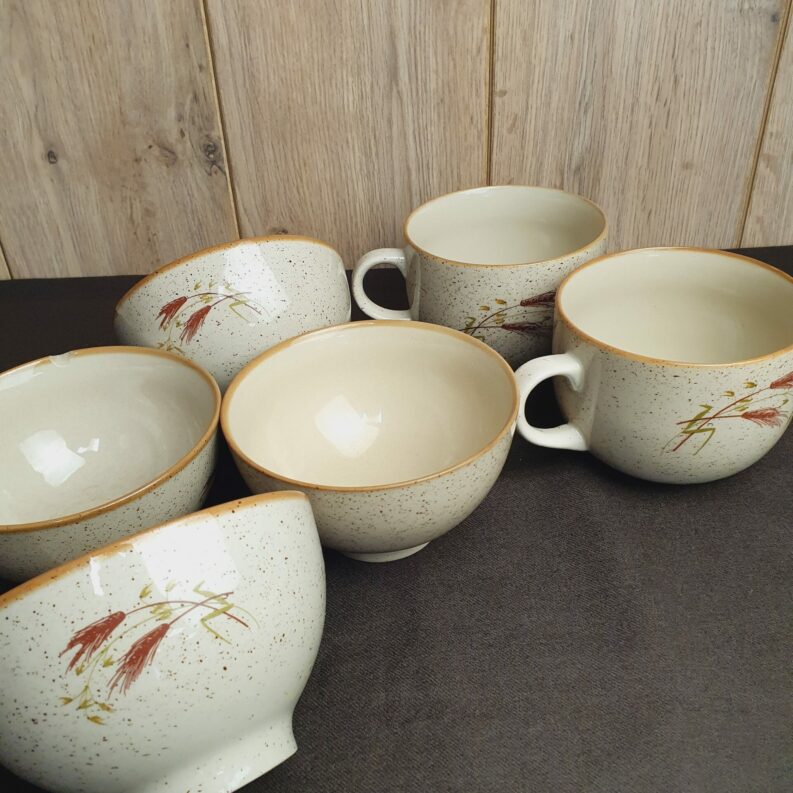 Ensemble 4 bols et 2 gros mugs Tulowice en grès moucheté