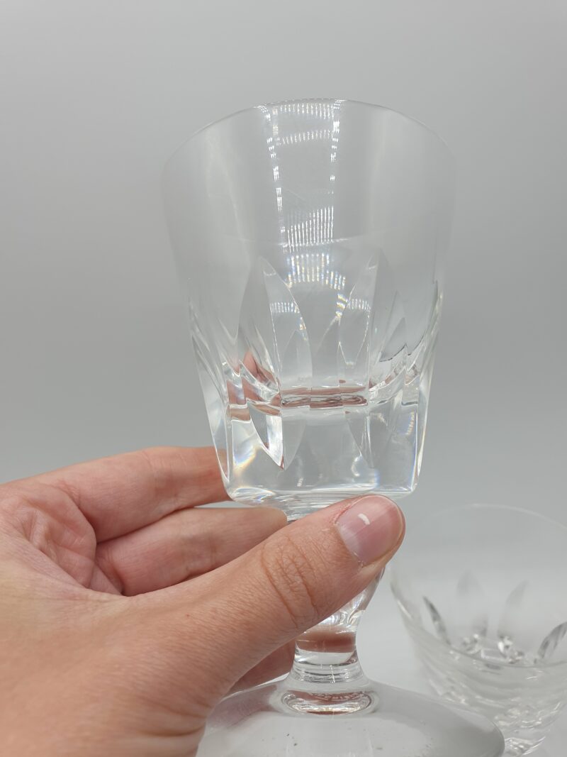 Ensemble de 7 verres à vin en cristal Saint Louis Jersey – Image 6