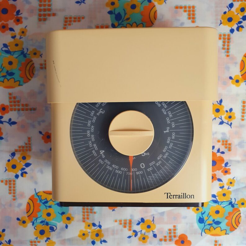 Balance de cuisine Terraillon beige rétro