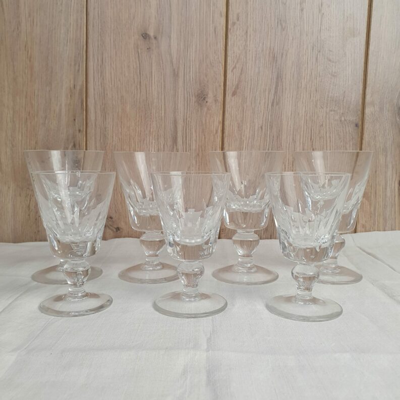 Ensemble de 7 verres à vin en cristal Saint Louis Jersey