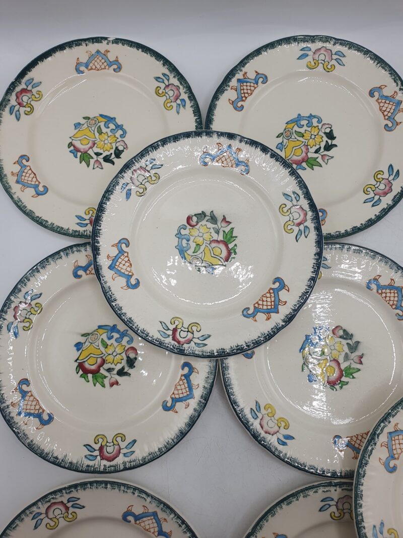 Anciennes assiettes Longwy Vieux Rouen en faïence – Image 3