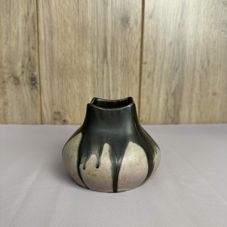 Petit vase en grès art déco Gilbert Metenier