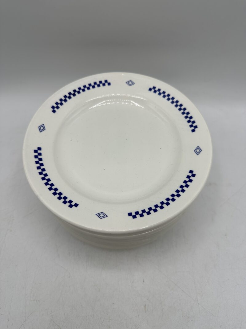 Service 12 petites assiettes Lustucru made in Ukraine – Image 3