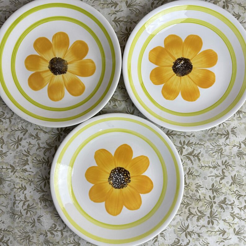 3 assiettes plates Gien Alba Tournesol