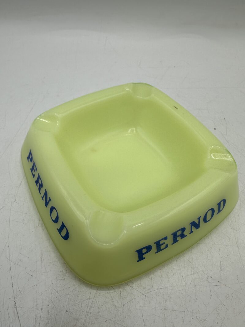 Ancien cendrier publicitaire Pernod en ouraline – Image 6