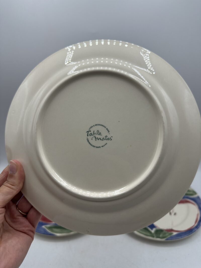 Trio d'assiettes Clayton motifs pommes et oranges – Image 7