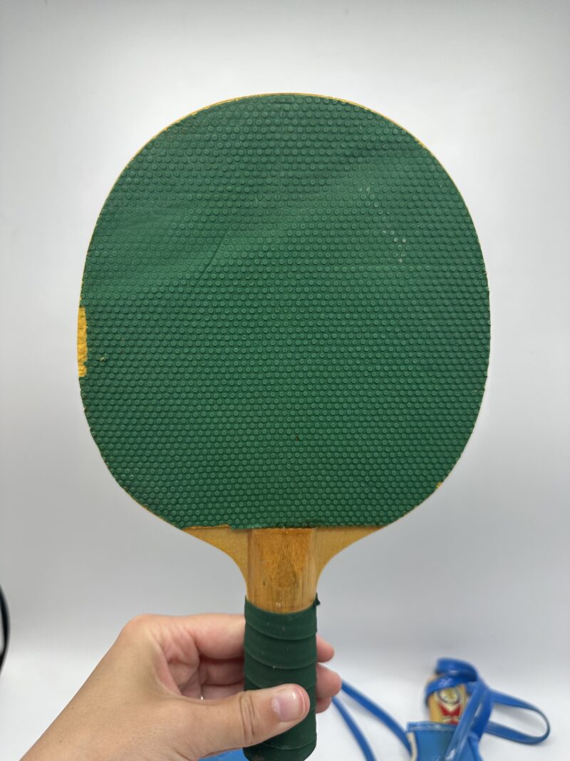 Ensemble 4 raquettes de ping-pong vintage Gold Cup et Lion – Image 7