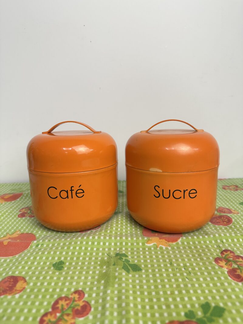 Pots de cuisine vintage orange sucre et café