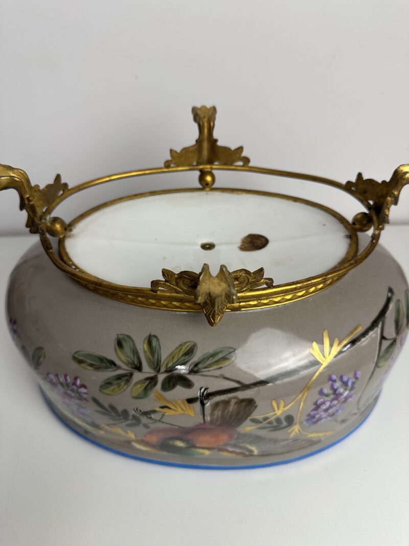 Jardinière ancienne en porcelaine fleurie – Image 12