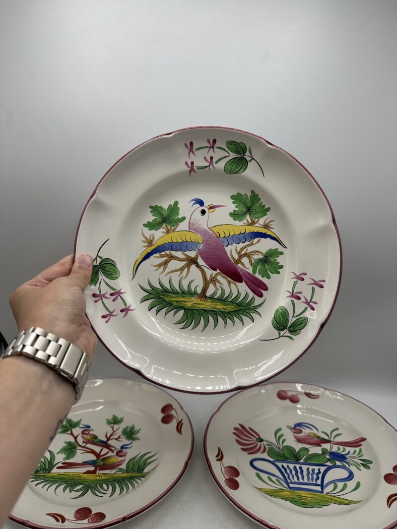 3 assiettes décoratives St Clément en faïence – Image 7