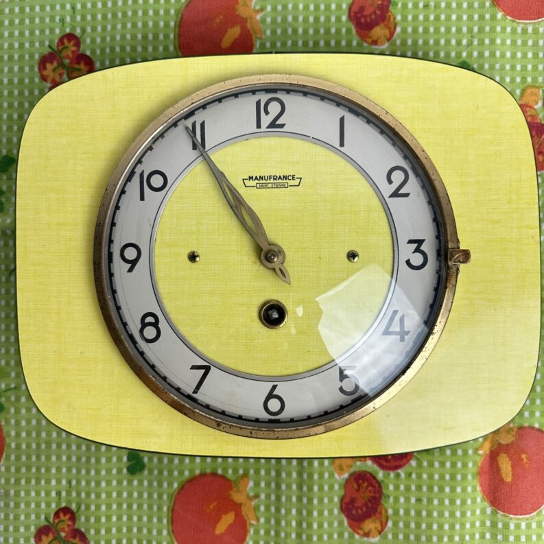 Horloge vintage formica Manufrance