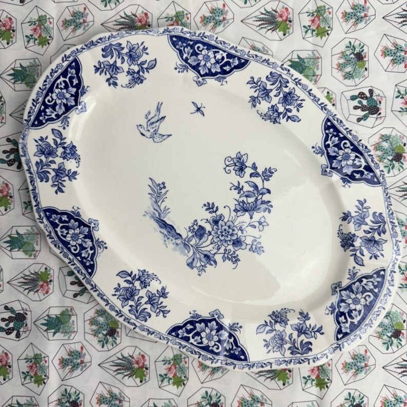 Plat de présentation ancien ovale Gien modèle Delft