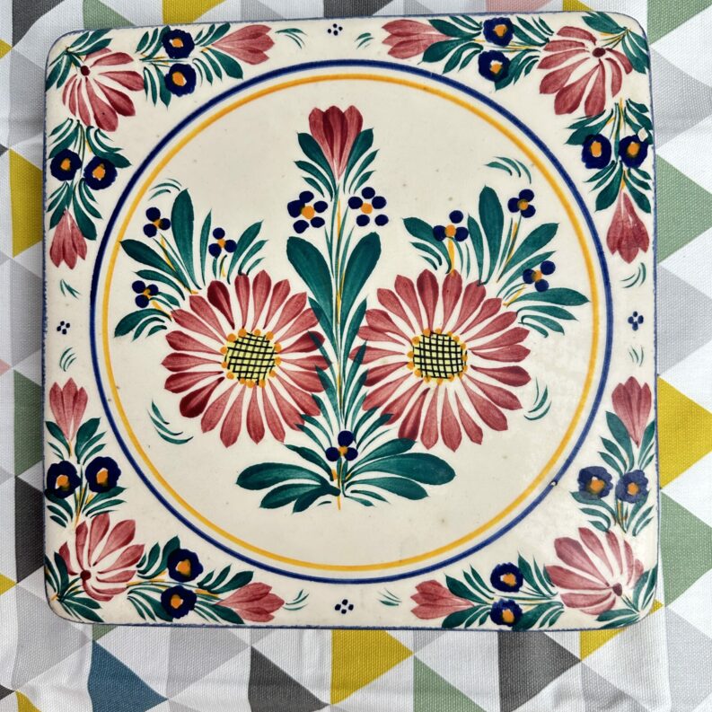 Dessous de plat fleuri Henriot Quimper