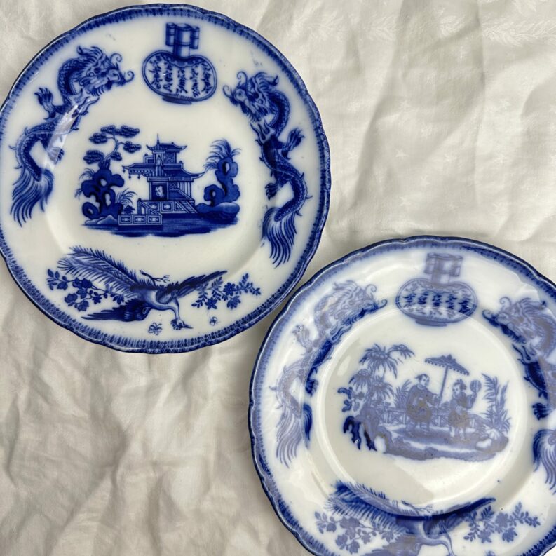 Duo d’assiettes anciennes J.Vieillard D. Johnston